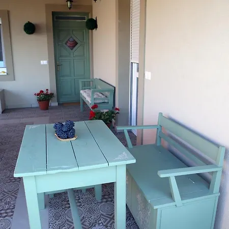 Apartment A Zoldbiciklis Haz *