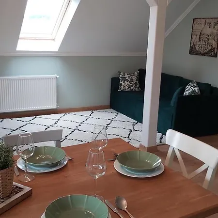 Apartament A Zoldbiciklis Haz Egerszalók