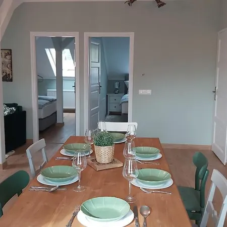 Appartement A Zoldbiciklis Haz